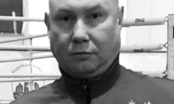 На 46-м году ушел из жизни тренер Федерации бокса Тульской области Дмитрий Зенин