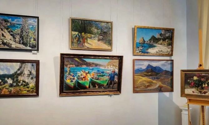 Пейзажи Крыма покажут на новой выставке в Музее Крылова в Туле