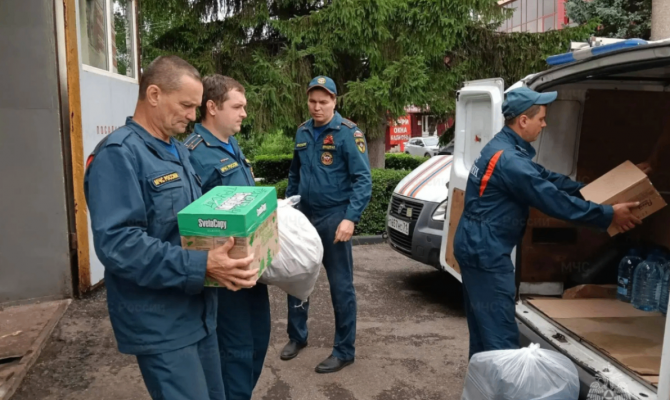 Узловские спасатели отправили очередную партию гуманитарной помощи бойцам в зону СВО