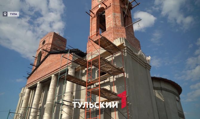 Жители Ленинского своими силами восстанавливают храм-ротонду XVIII века