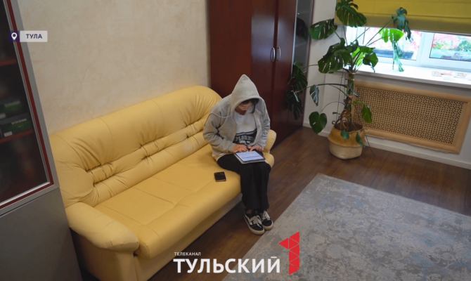 В Туле мошенники взламывают айфоны через фейковые вакансии