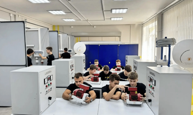 В Ясногорском техникуме открылся кластер «Профессионалитета»