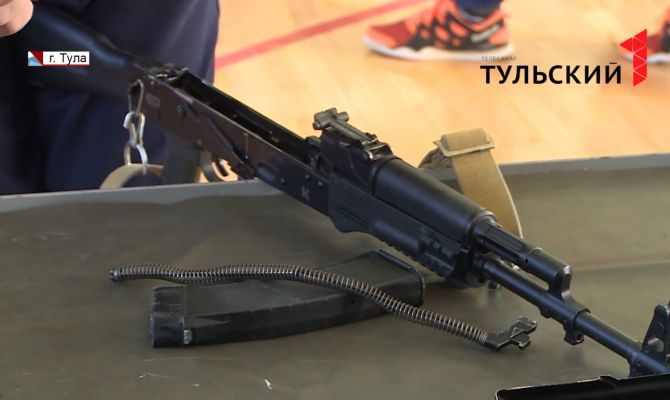 100 юных туляков соревновались на спартакиаде в Тульском Суворовском военном училище