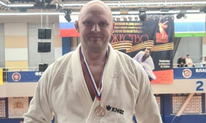 Тульский спортсмен завоевал серебро на Всероссийских соревнованиях по джиу-джитсу