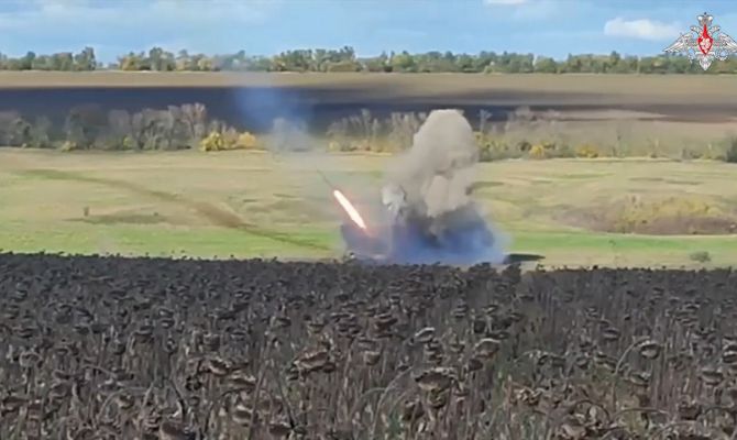 "Площадь поражения – 4 футбольных поля": Минобороны показало видео работы тульского "Урагана"