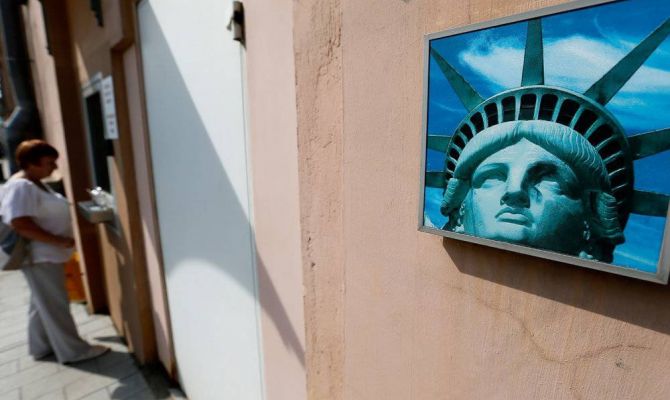 США собираются устроить россиянам "визовую блокаду"