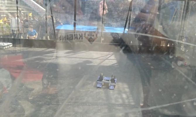 Тульская команда "Кабаны" вышла в финал "Битвы роботов" в Индии