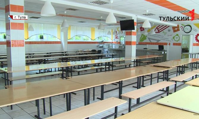 В школах Тульской области обнаружили нарушения при организации питания детей
