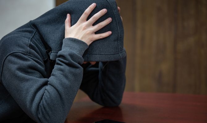 Мошенники пообещали жителю Алексина интимные услуги и выманили у мужчины 4 900 рублей