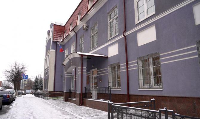 В Туле бывшую сотрудницу банка обвиняют в обмане клиентов, воровстве их денег и «сливе» данных