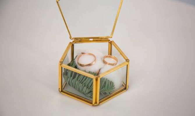 «Продам красивую дату регистрации»: как свадебные мошенники пытаются заработать на туляках