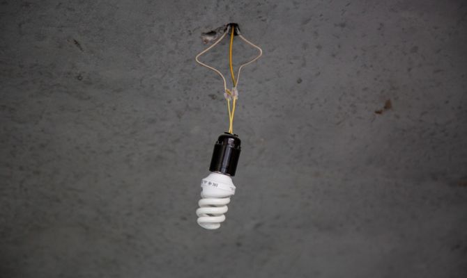 В Туле УК заплатит штраф за перегоревшие лампочки и разбитые стекла