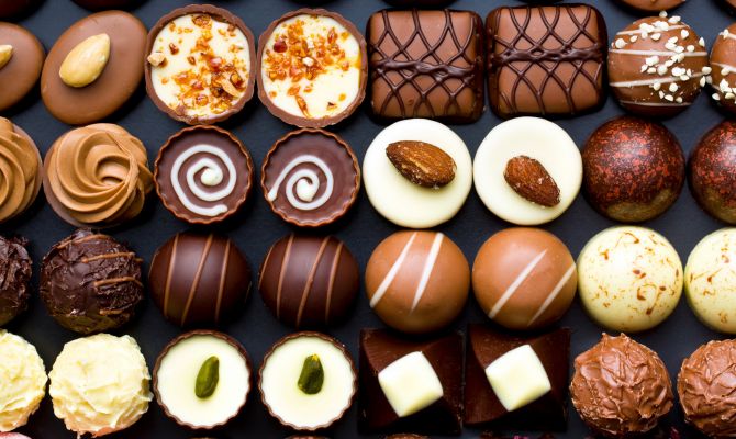 Сладости с неприятными сюрпризами: Росконтроль проверил шоколадные конфеты