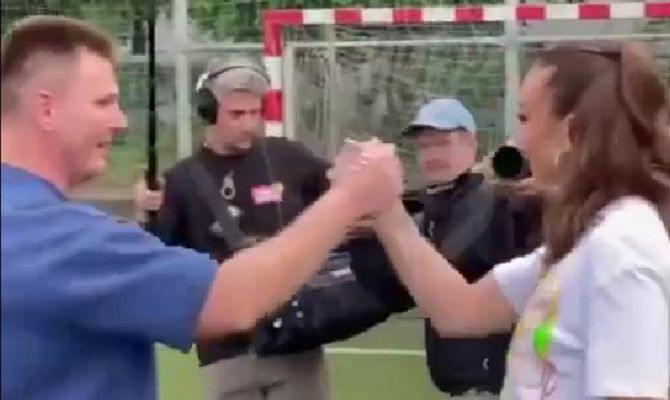 Ректор тульского Педуниверситета поразил Ольгу Бузову своей физической формой