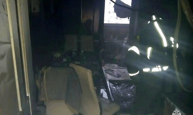 На Павшинском мосту в Туле загорелась многоэтажка
