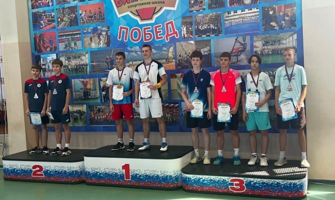 Туляки стали победителями и призерами на Всероссийских соревнованиях по бадминтону