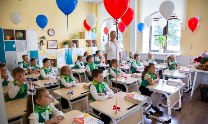Какие школьные знания станут бесполезными из-за ИИ: мнение психолога
