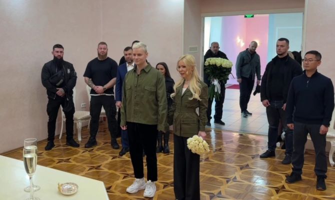 SHAMAN и Екатерина Мизулина поженились в Донецке