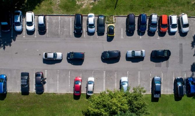 Туляков предупредили о штрафах за самовольное ограждение парковки