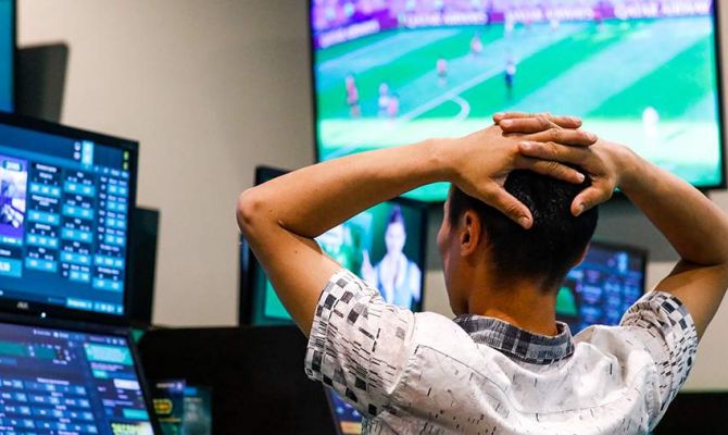 Букмекеров обяжут предупреждать о риске потери денег