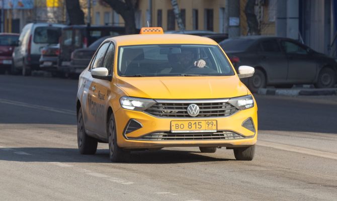 Туляки могут бесплатно получить разрешение на работу в такси