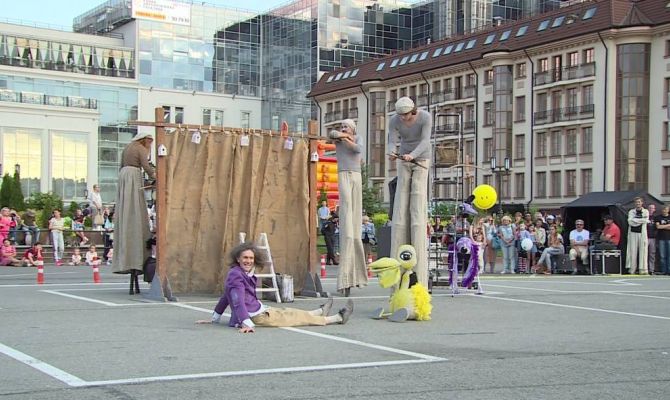 В Туле открылся фестиваль «Театральный дворик»