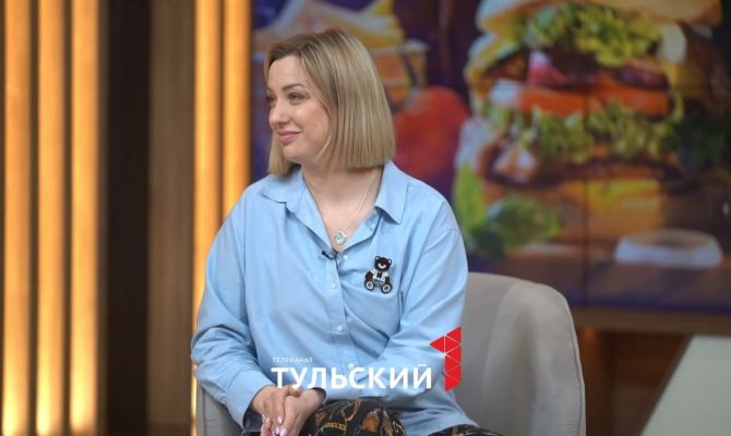 От фаст-фуда до поцелуев: из-за чего можно заболеть гастритом