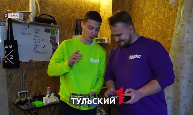 Тульские инженеры завоевали "серебро" битвы роботов в Индии