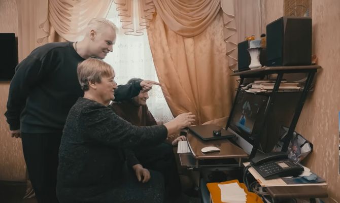 Песню SHAMANа «Я русский» проверяют на экстремизм: полиция пришла к родственникам певца