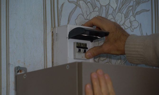 В Туле пенсионерка 3 года судится с «ТНС-Энерго» из-за долга по электричеству