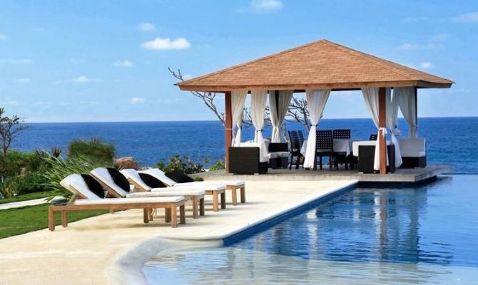 Стали известны самые дешевые места для отдыха в 2017 году