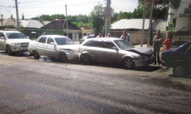 В массовом ДТП в Туле пострадала 7-летняя девочка