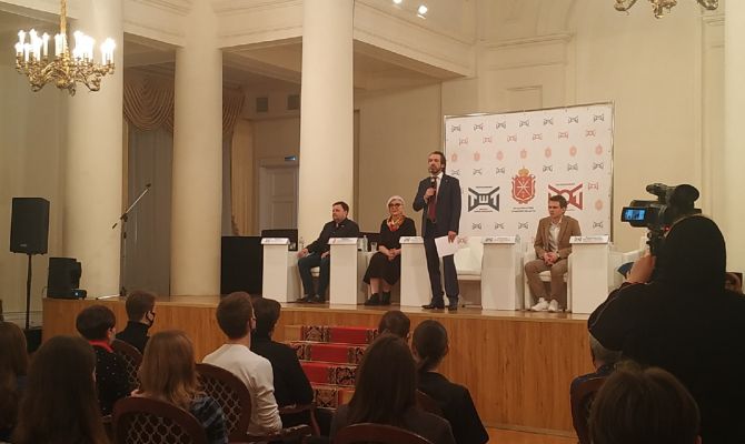 В Туле стартовал отборочный тур в Московскую театральную школу Олега Табакова