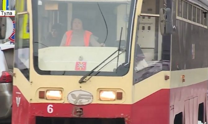 В Туле из-за аварии трамваи в Пролетарском округе ходят до остановки «Депо»
