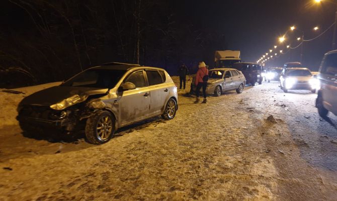 Стали известны подробности массовых ДТП в Заокском районе