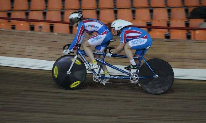 Тульские велосипедистки победили на чемпионате России по велоспорту на тандемах