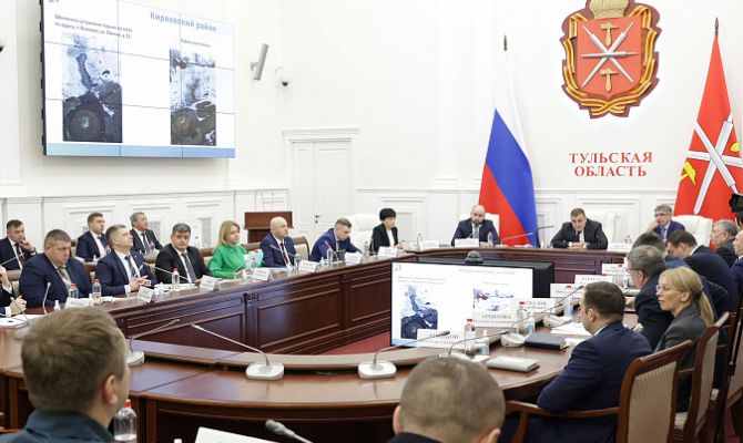 Губернатор Алексей Дюмин поручил устранить порыв на теплосетях в Новомосковске