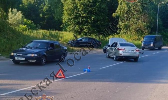 Пьяный мужчина без прав устроил ДТП в Туле