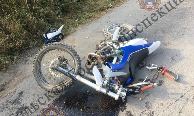 В Туле на дороге сбили 15-летнего мотоциклиста без прав