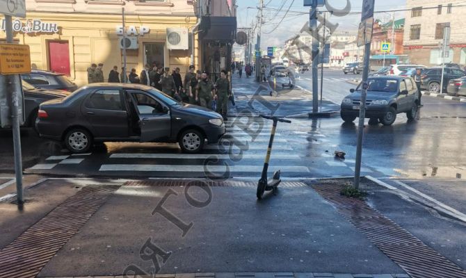 В Туле Fiat сбил на нерегулируемом переходе 16-летнюю девушку