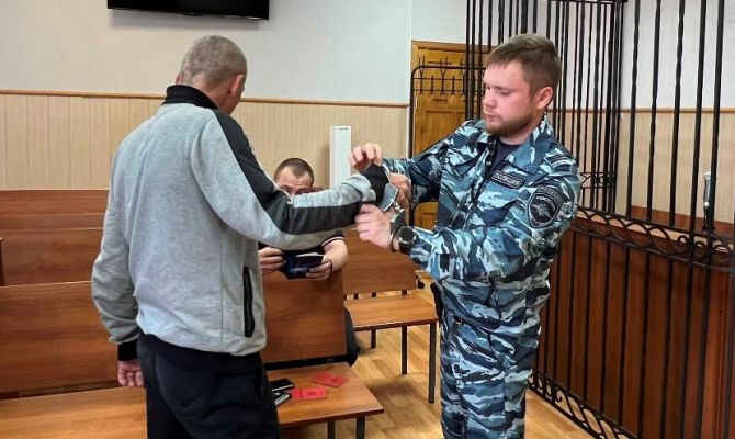 Узловчанин получил 6 лет колонии за трижды оставленное место службы