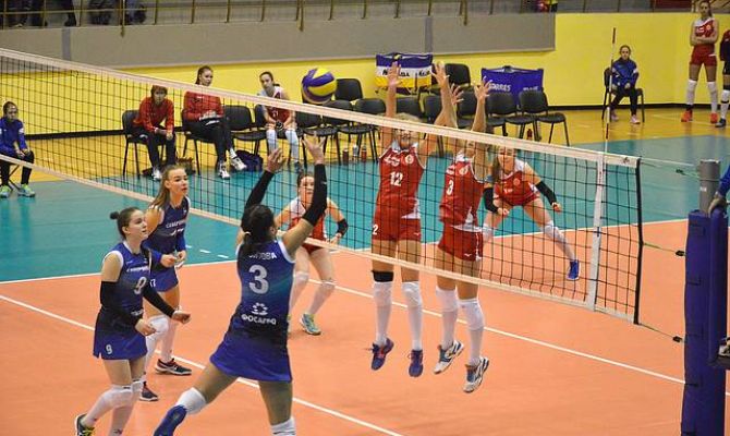 Волейболистки из "Тулицы-2" проиграли "Северянке-2"
