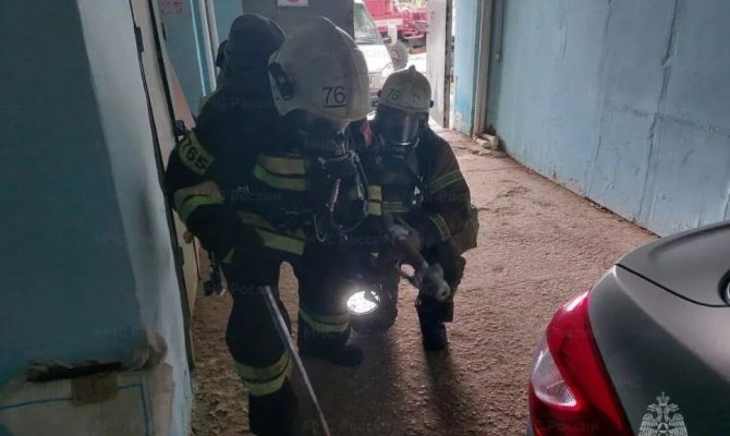 Пожарные провели тренировку в технологическом техникуме Ясногорска