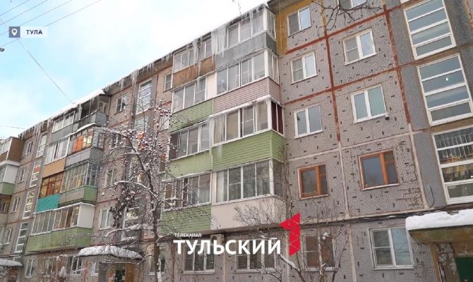 14 метровая сосулька на балконе: кто отвечает за уборку во дворах Тулы