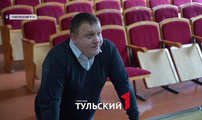 От ТЮЗа до сельского ДК: артист из Тулы получил млн рублей за возвращение на сцену