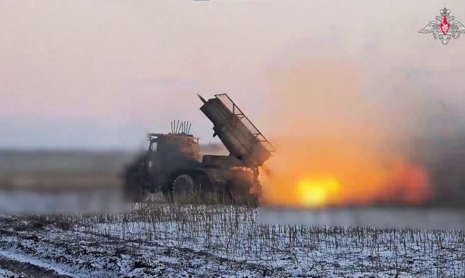 Минобороны РФ показало работу тульских "Градов" в зоне СВО