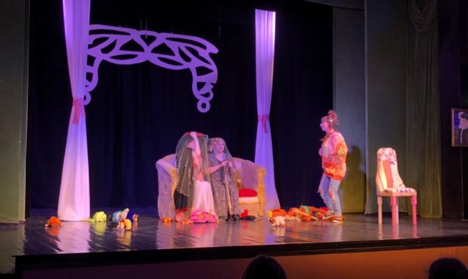 Узловские театралы привезли в Тулу спектакль «Принц и чудовище»