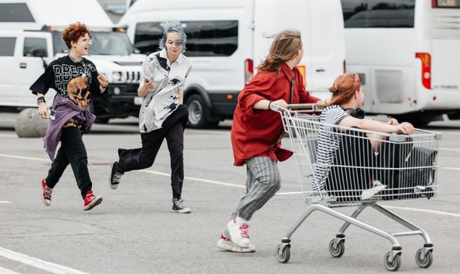 Возраст молодежи в России могут продлить до 45 лет