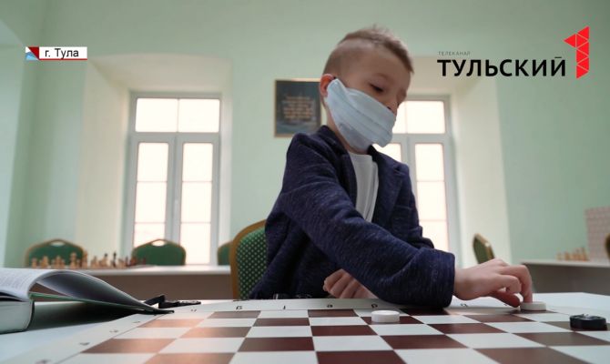 Пятилетний шашечный гений из Тулы прославился на всю страну