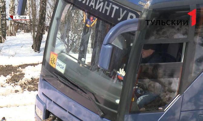 Опрокинувшийся автобус со школьниками из Орла: полная картина событий